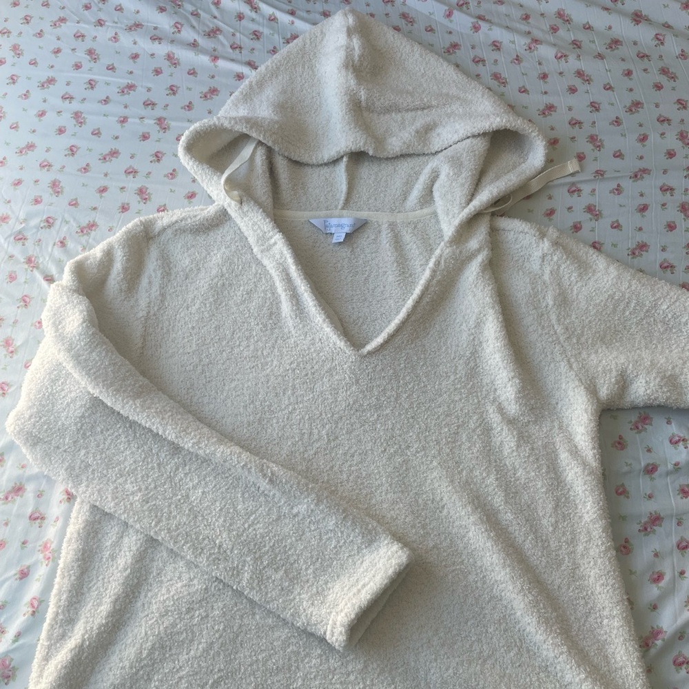 FUZZY HOODIE